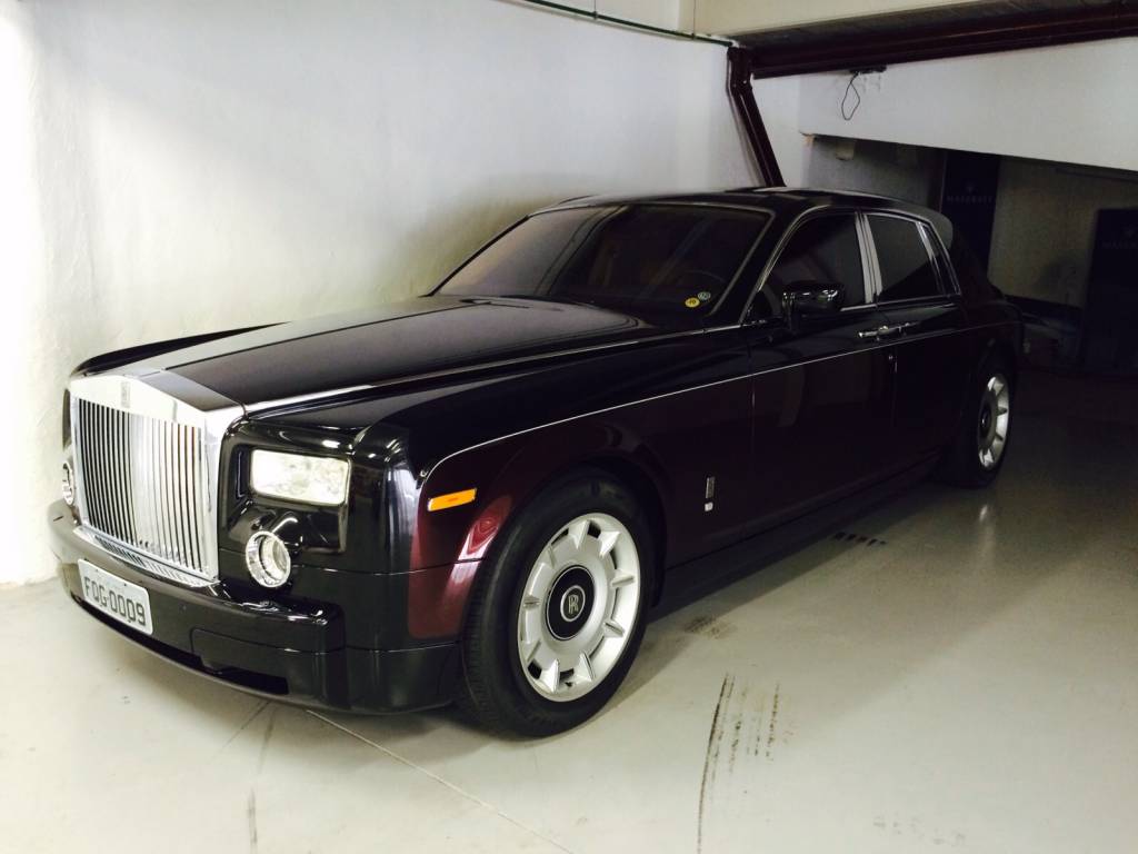 E ainda tem um Rolls-Royce….