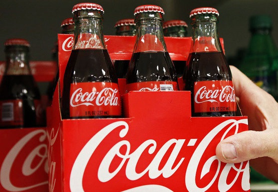 Entenda a retirada de produtos da Coca-Cola de prateleiras na Europa