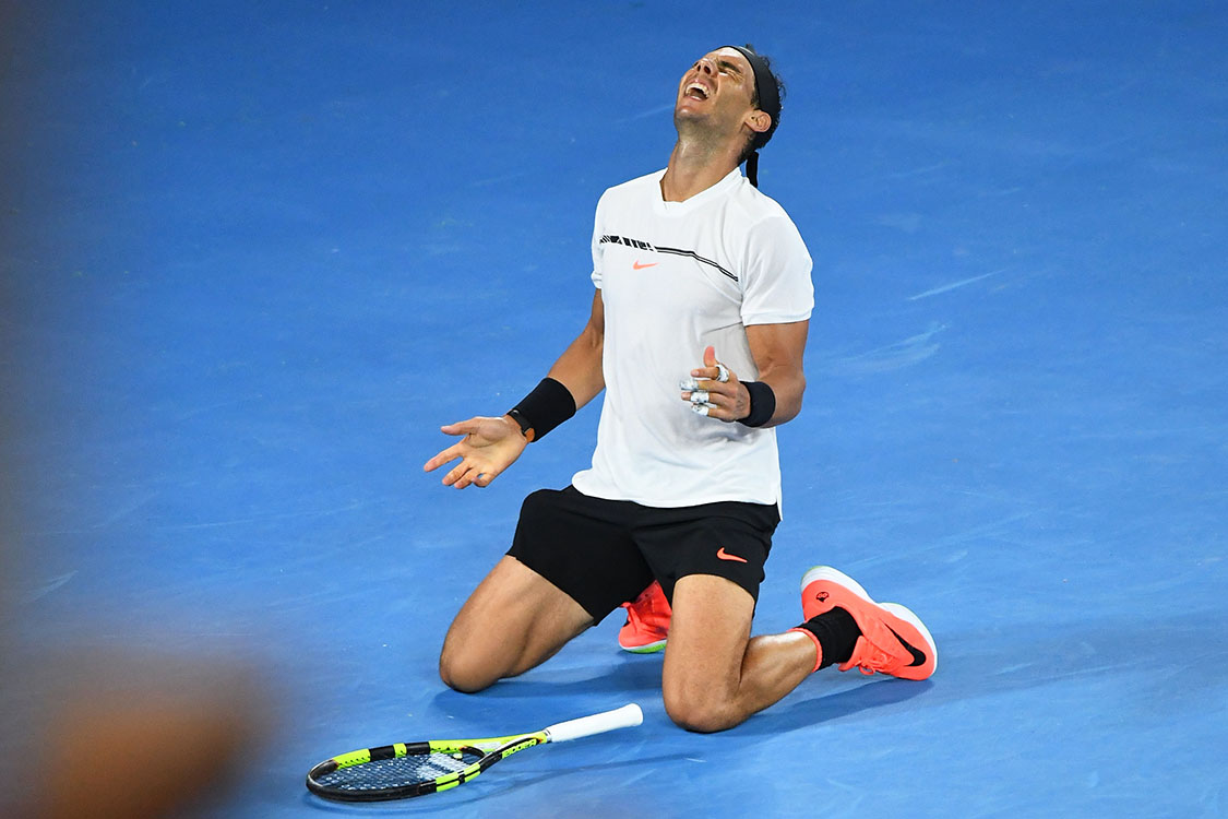 O espanhol Rafael Nadal comemora vit&oacute;ria sofrida sobre o b&uacute;lgaro Grigor Dimitrov, no Aberto da Austr&aacute;lia, em Melbourne