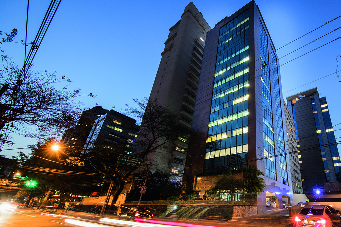 Duas salas comerciais no Itaim Bibi (Edif&iacute;cio Lugano)