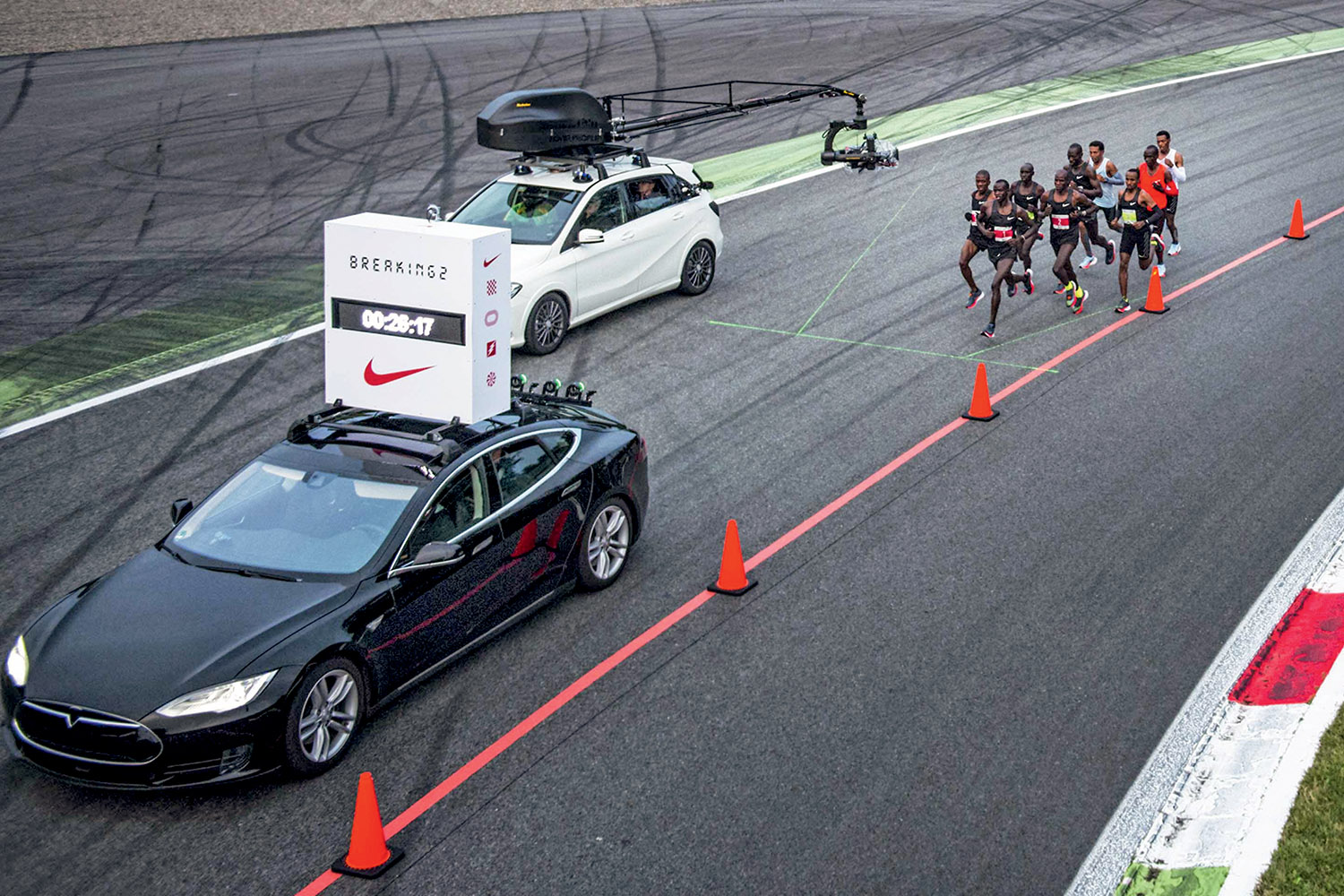 Por 25 segundos &ndash; Na tentativa organizada pela Nike, faltou muito pouco