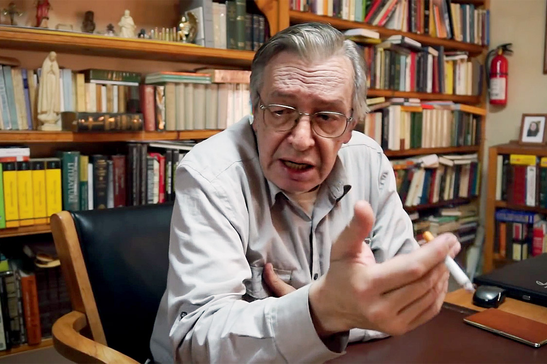 O professor – Radicado nos Estados Unidos, o filósofo Olavo de Carvalho é o guru dos ultraconservadores e diz que não houve ditadura no Brasil. É consultor informal de Bolsonaro para assuntos externos