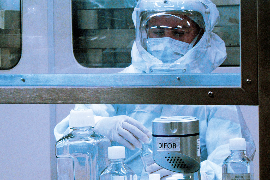 Produ&ccedil;&atilde;o acelerada &ndash; Agora em 2018, o fabricante Bio-Manguinhos, do Rio de Janeiro, antecipou a entrega da vacina que s&oacute; seria feita em fevereiro