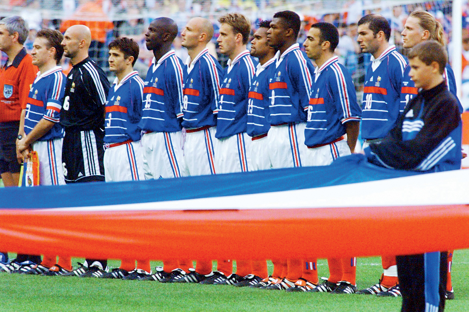 A hist&oacute;ria corre atr&aacute;s da bola