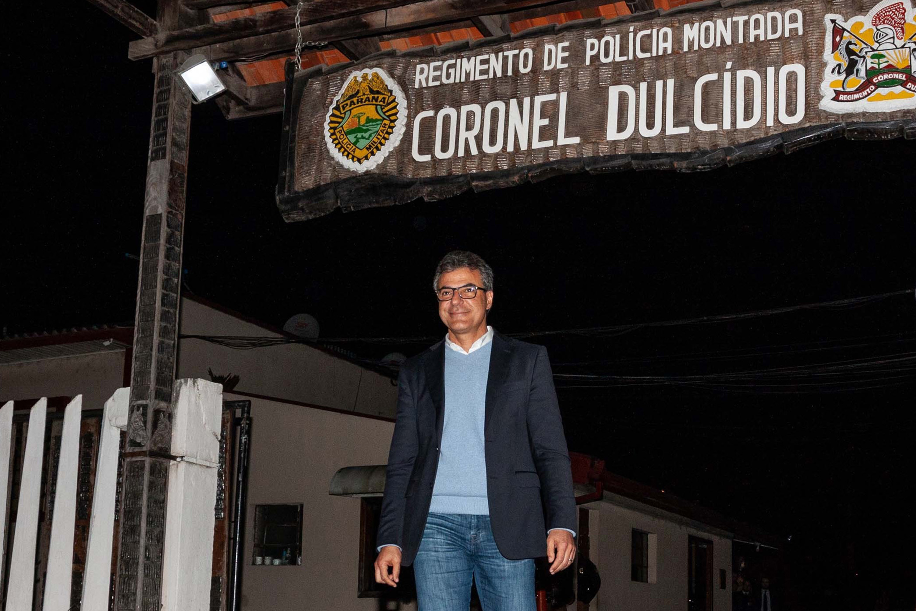 Beto Richa deixa presídio