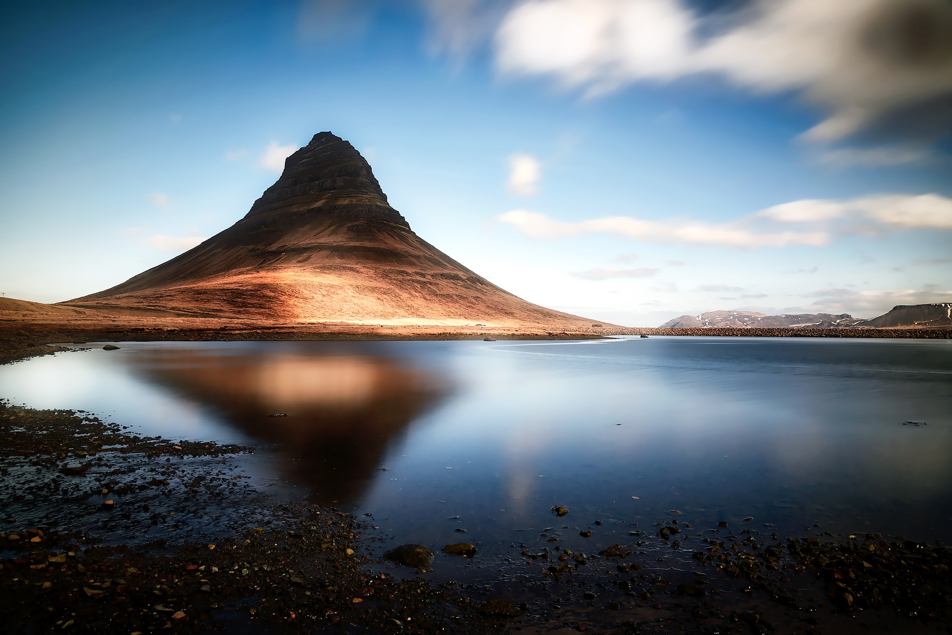 kirkjufell-1883652_1920