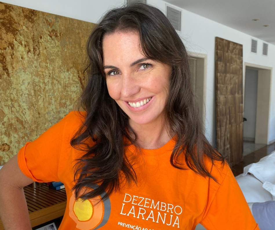 Glenda Kozlowski estrela campanha sobre câncer de pele