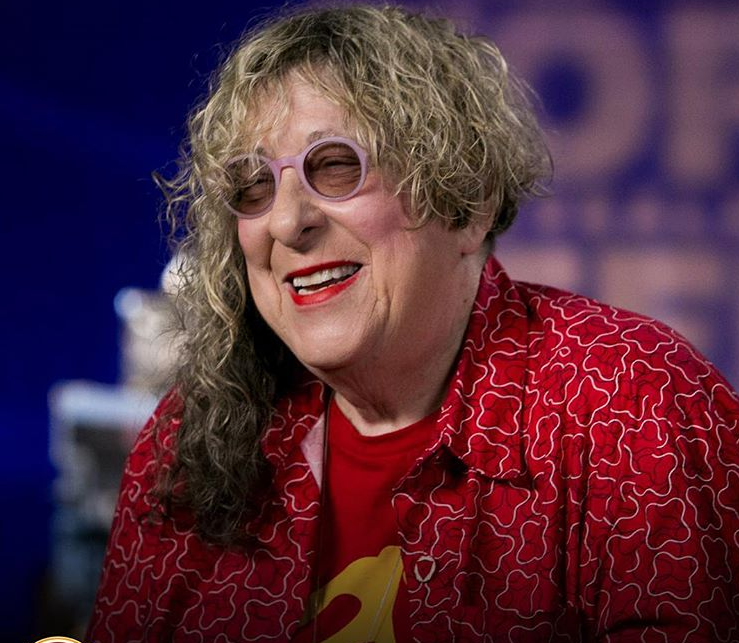 Compositora da música de ‘Friends’ morre aos 72 anos