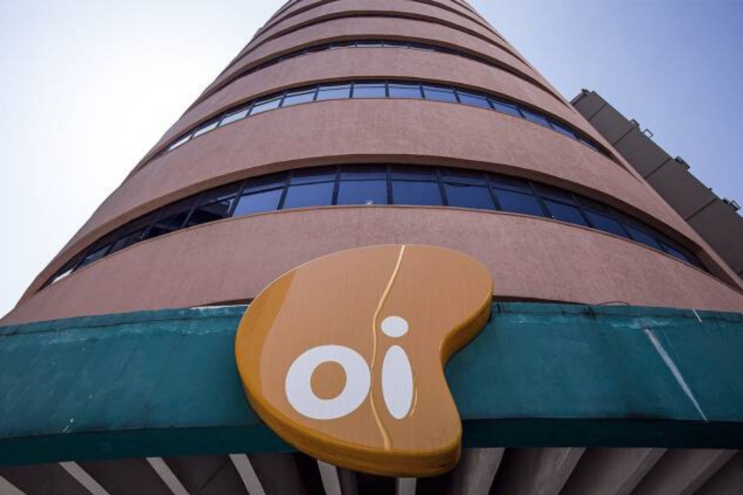 A sede da Oi, no Rio: bens que deveriam voltar ao governo podem ficar com as empresas em troca da promessa de investimento