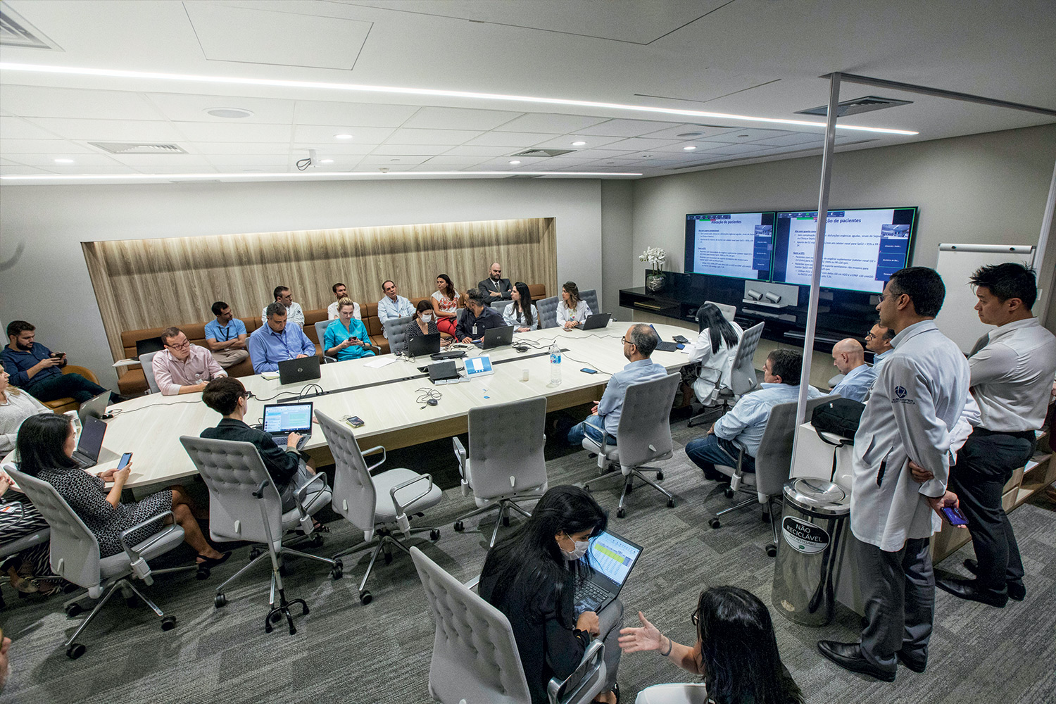 SALA-CONTROLE-CRISE_EGB