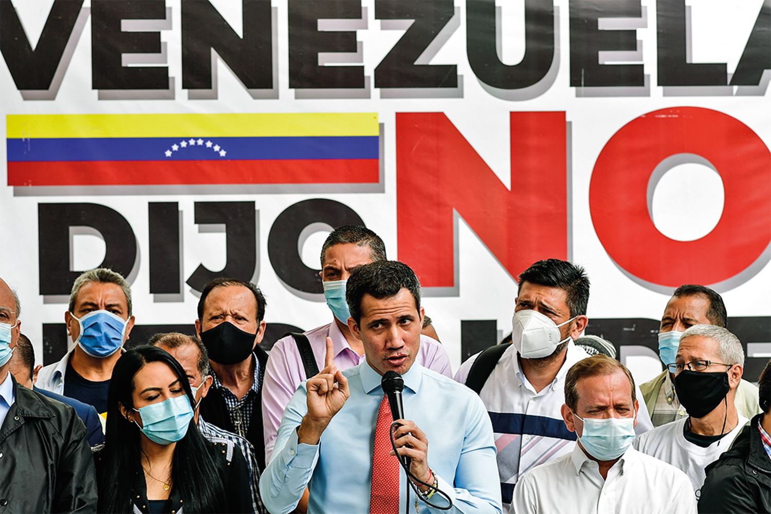 EM BAIXA - Guaid&oacute;: sem mandato a partir de janeiro, corre o risco de ser preso -