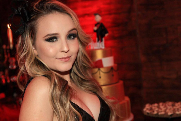 Até Larissa Manoela terá uma tele para chamar de sua