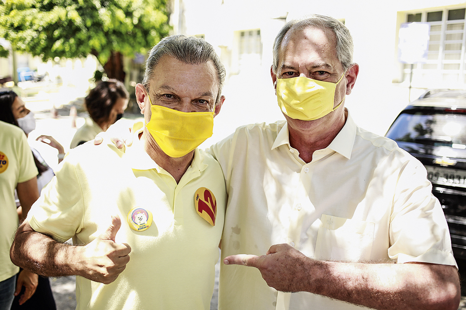 OLIGARQUIA -&ensp;Sarto e Ciro: o prefeito eleito &eacute; mais um aliado dos irm&atilde;os Gomes -