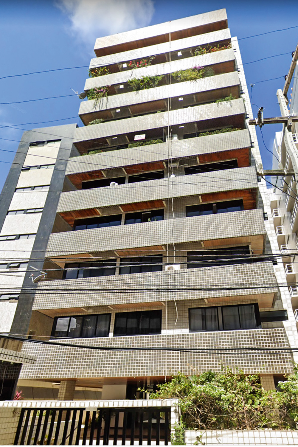 DISC&Oacute;RDIA -&ensp;O im&oacute;vel: localizado numa das &aacute;reas mais valorizadas de Macei&oacute; -