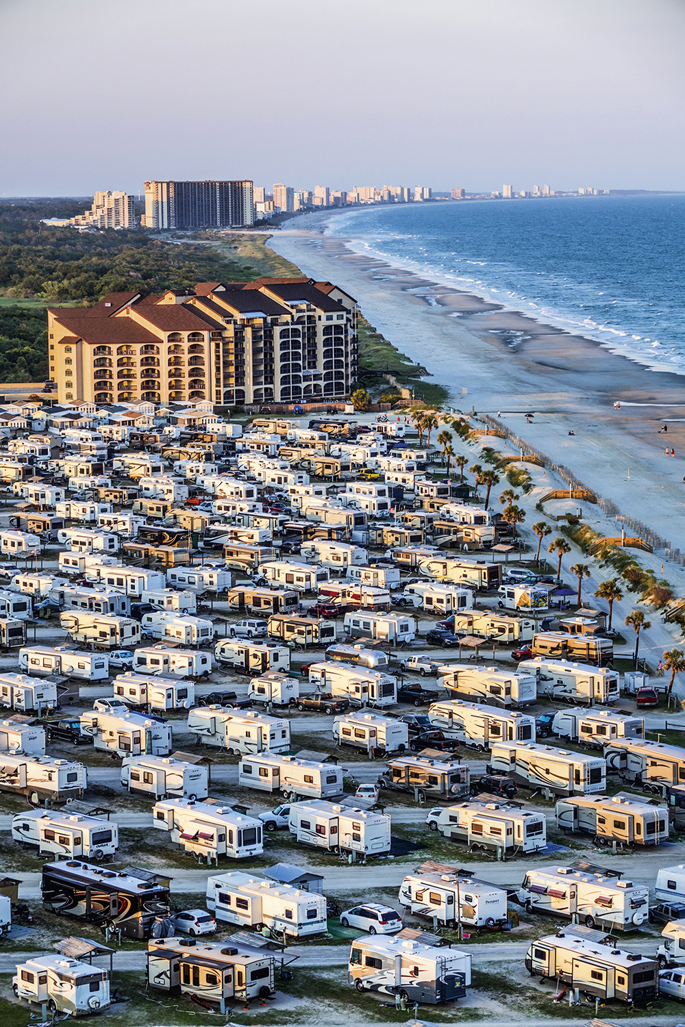 ESTILO -&ensp;Camping lotado: passeio tradicional nos EUA que re&uacute;ne toda a fam&iacute;lia -