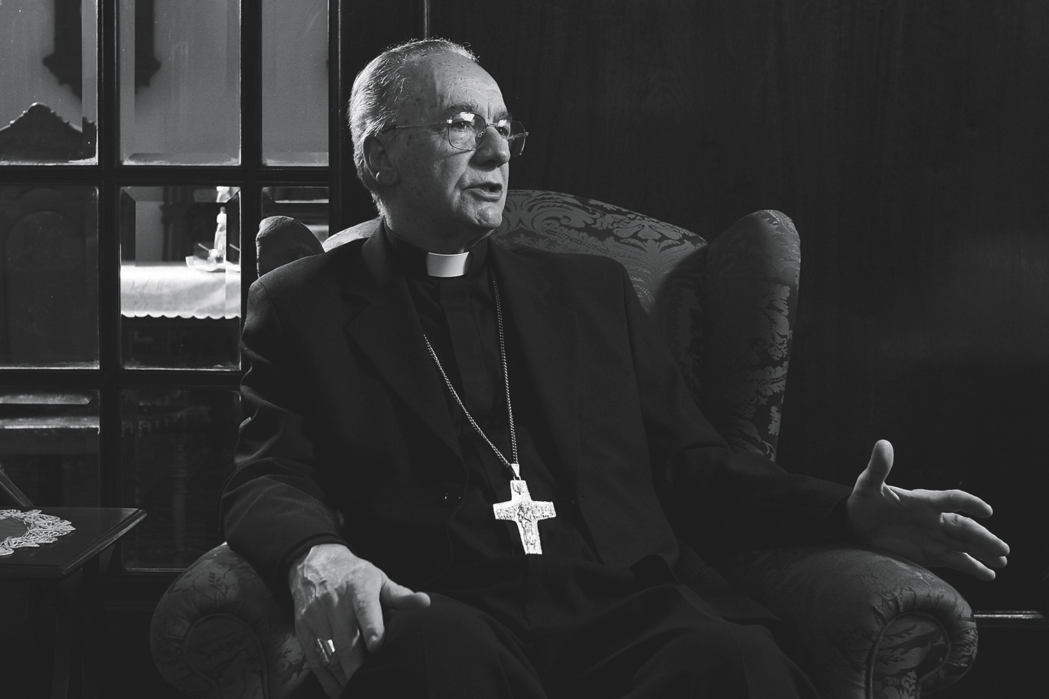 DOM CL&Aacute;UDIO HUMMERReligioso