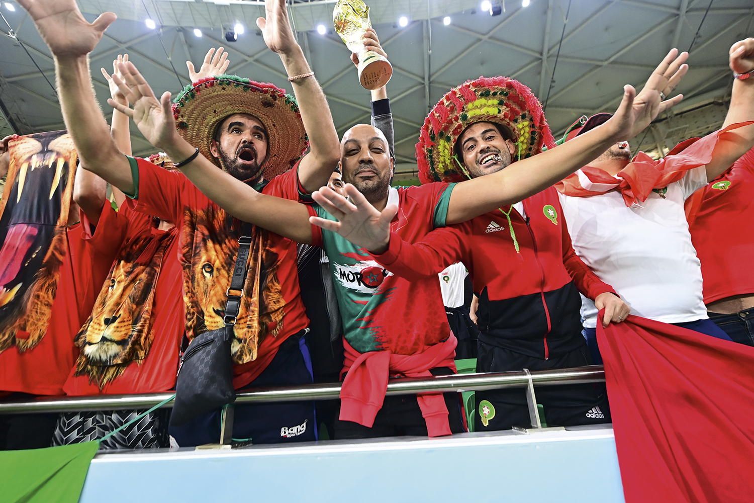 IRM&Atilde;OS DE F&Eacute;&ensp;- Fi&eacute;is do Marrocos: &iacute;m&atilde; do nacionalismo &aacute;rabe e do islamismo -