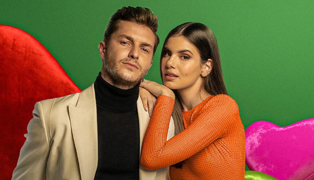 Camila Queiroz e Klebber Toledo revelam gravidez do primeiro filho