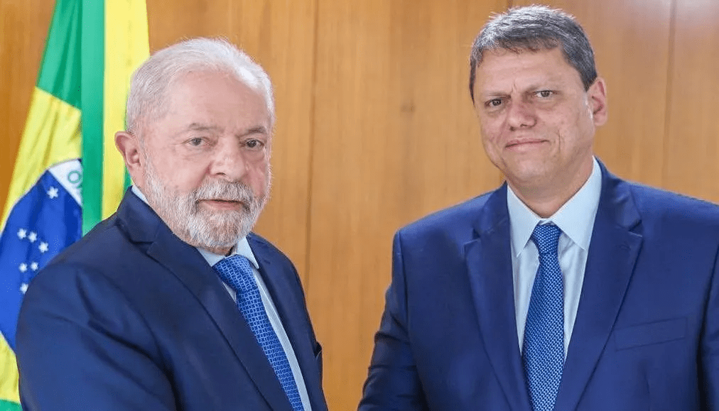 Sem Michelle candidata, Tarcísio herda maior parte dos votos do bolsonarismo no Amapá