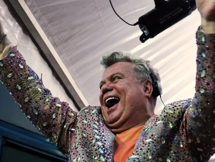 Milton Cunha surpreende e fecha projeto fora da TV Globo