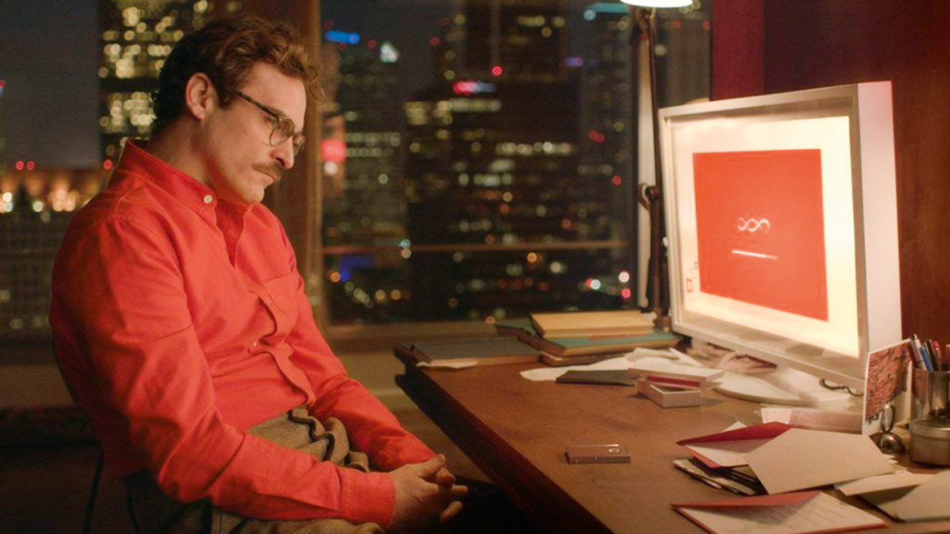 NO CINEMA -&ensp;Cena do filme Ela: assistente virtual com senso de humor