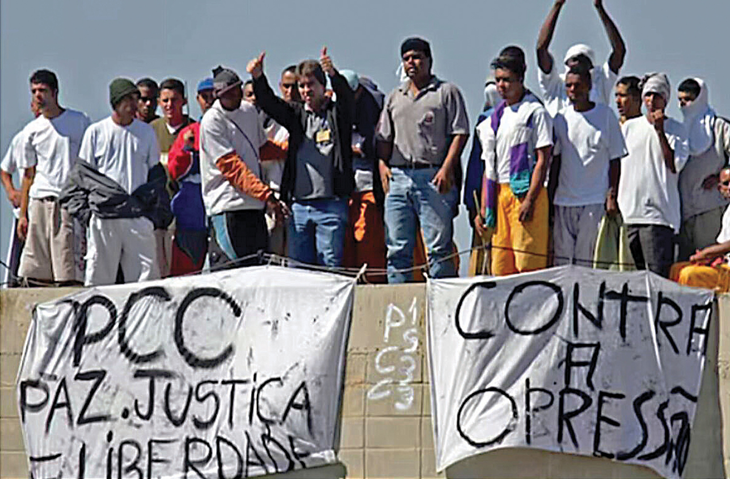 ORIGEM&ensp;- Rebeli&atilde;o em pres&iacute;dio: fac&ccedil;&atilde;o surgiu como uma esp&eacute;cie de sindicato para defender os direitos dos detentos