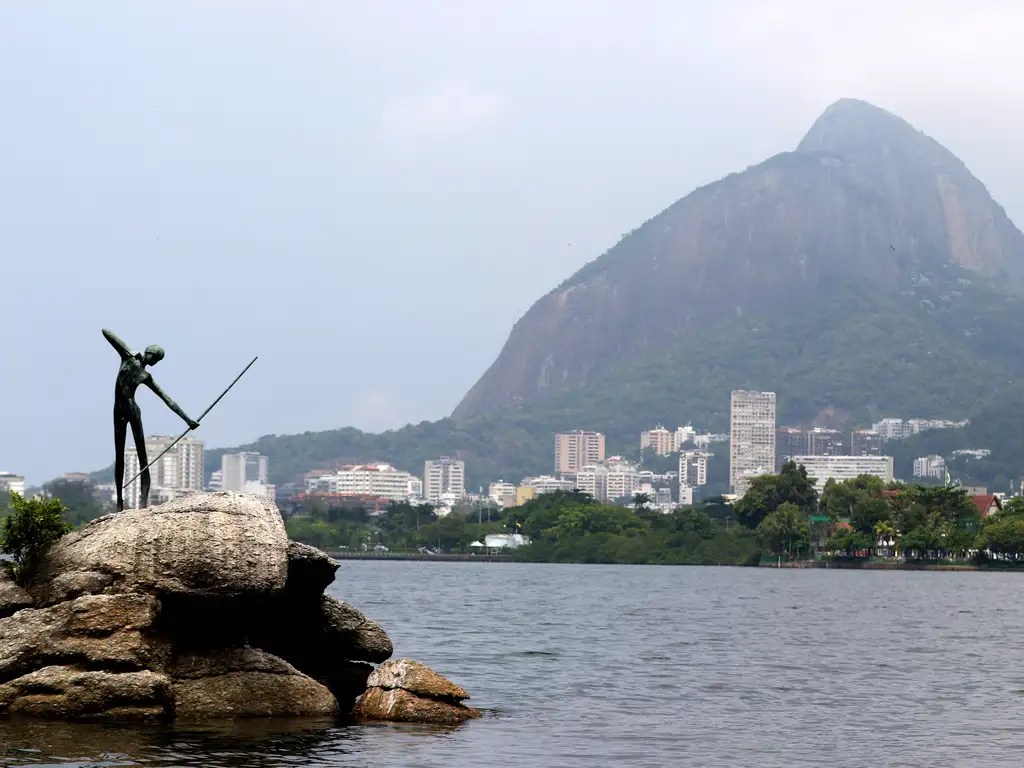 Corpo de homem é encontrado na Lagoa Rodrigo de Freitas