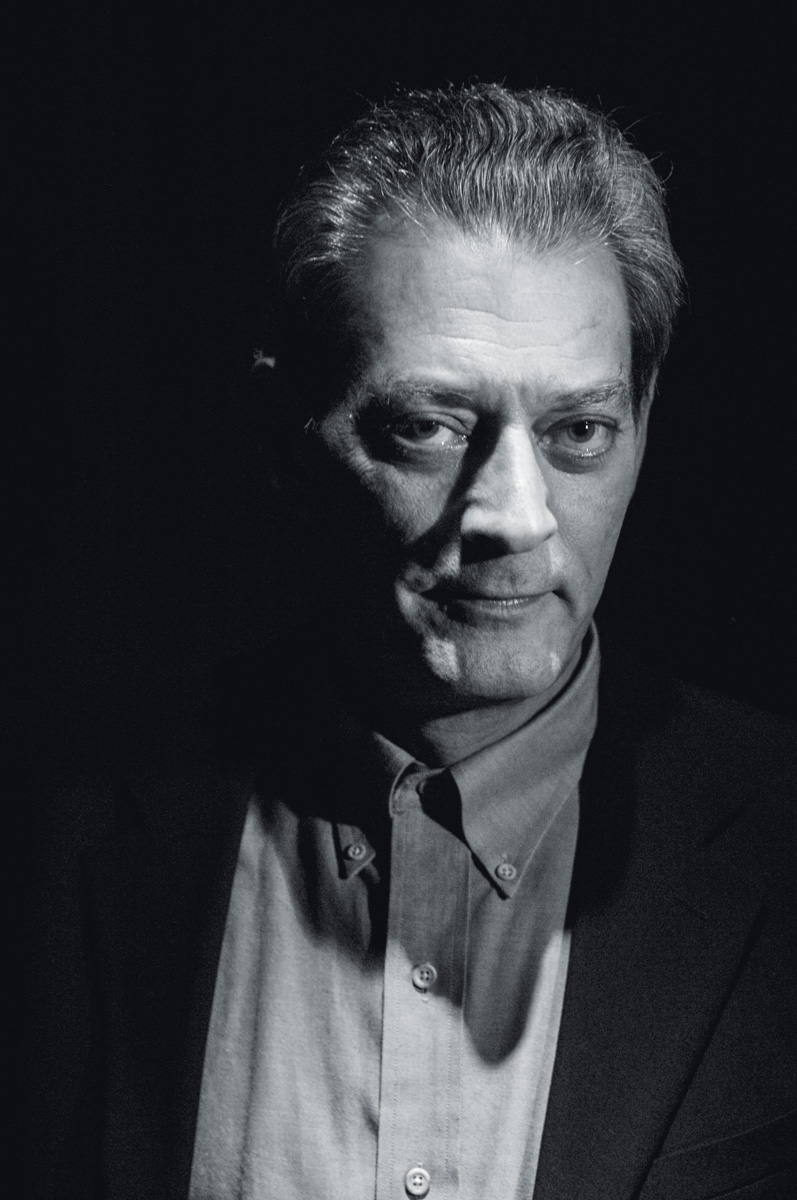 US director-author, Paul Auster poses, 11 October 2007 in Paris, prior to the presentation of his latest film 