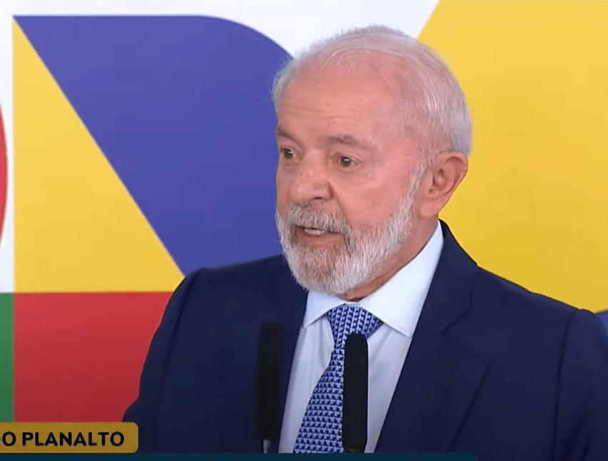 Lula solta palavrão para criticar redução da Selic pelo Banco Central