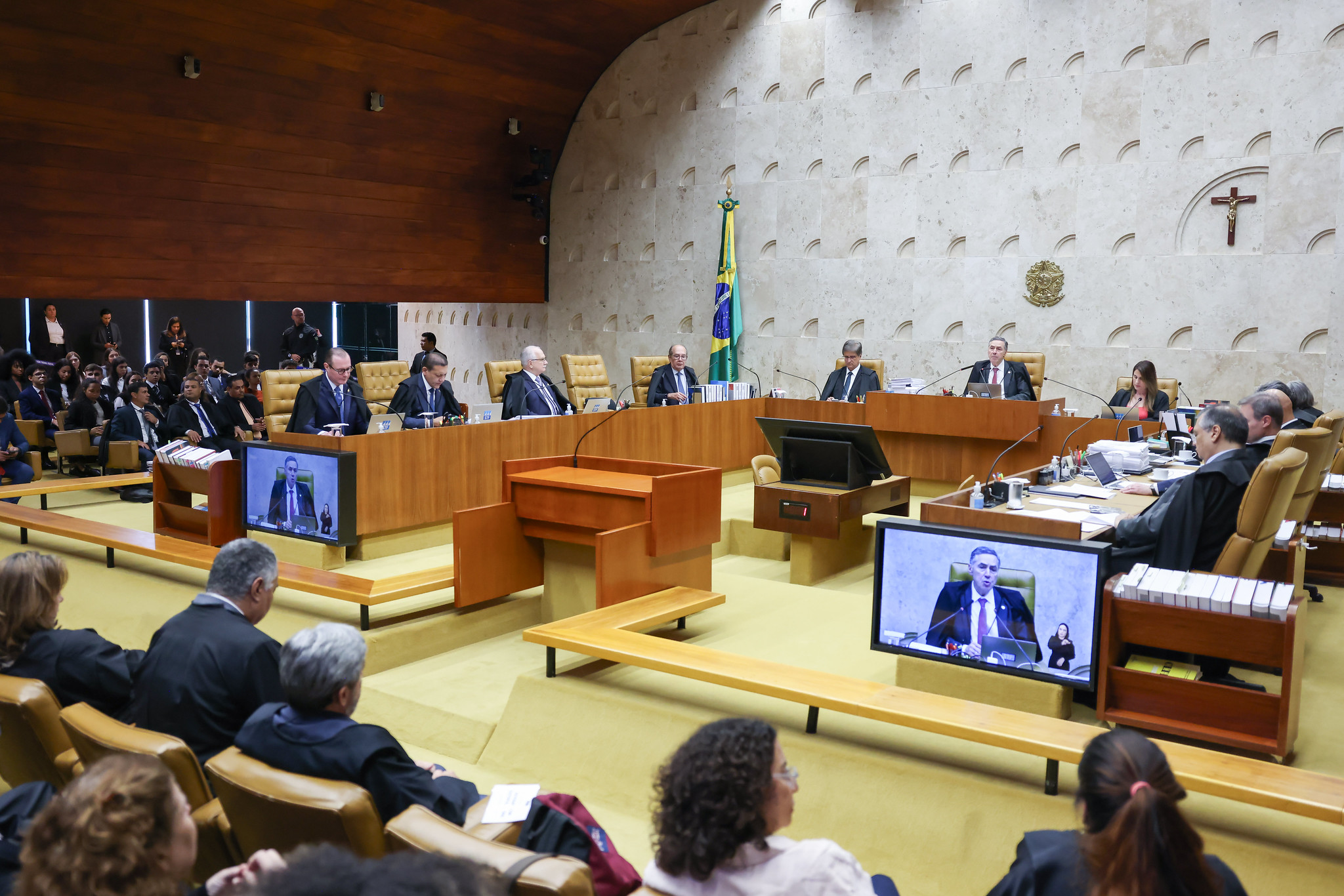 Sessão plenária do STF