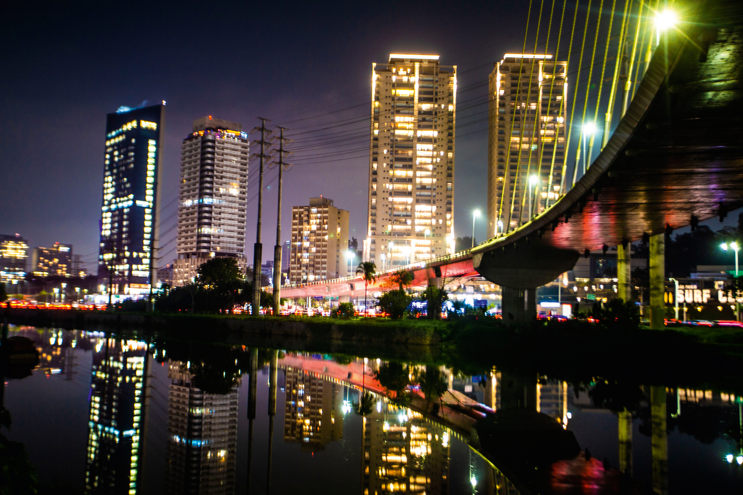 MUDAN&Ccedil;A -&ensp;O Rio Pinheiros: regi&atilde;o ganhou investimentos