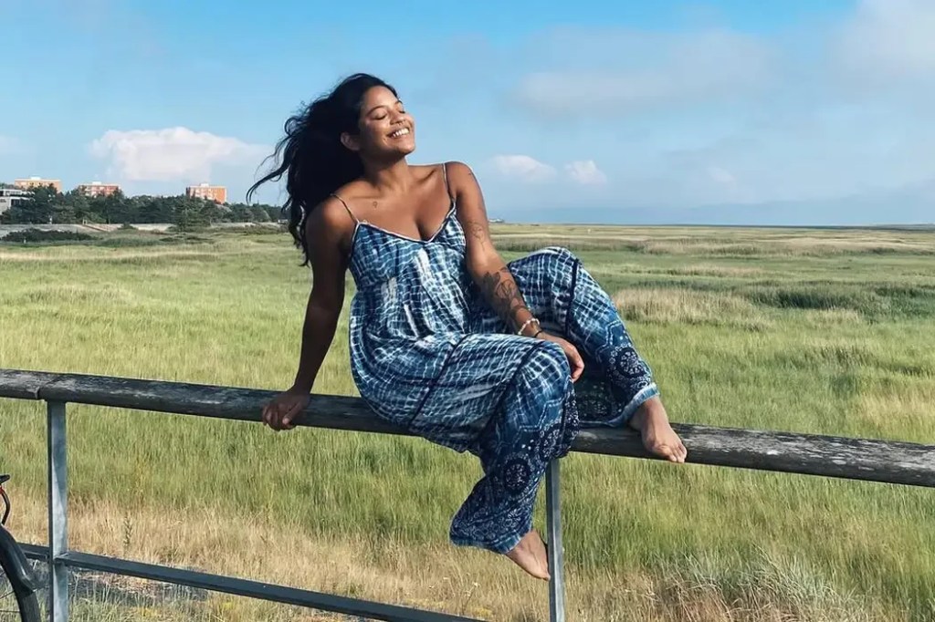 ‘Será que um dia essa saudade vai diminuir?’: pai de Juliana Marins fala sobre a filha durante velório