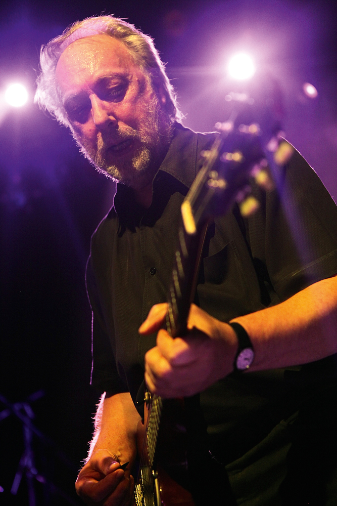 YARDBIRDS -&ensp;Chris Dreja: a seguran&ccedil;a da guitarra que autorizava o voo de Clapton, Jeff Beck e Jimmy Page