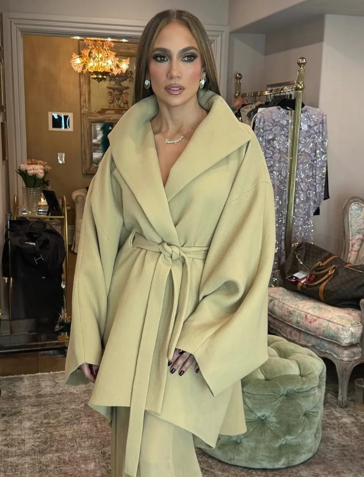 O tom de marrom que est&aacute; dando o que falar