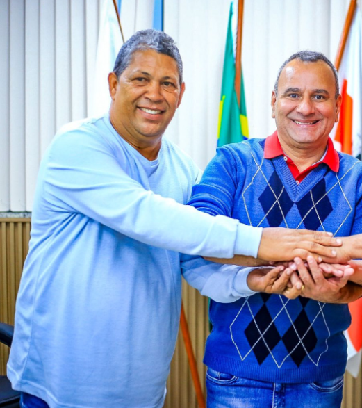 Novo presidente da Câmara de Belford Roxo tem esposa e irmão empregados na Casa