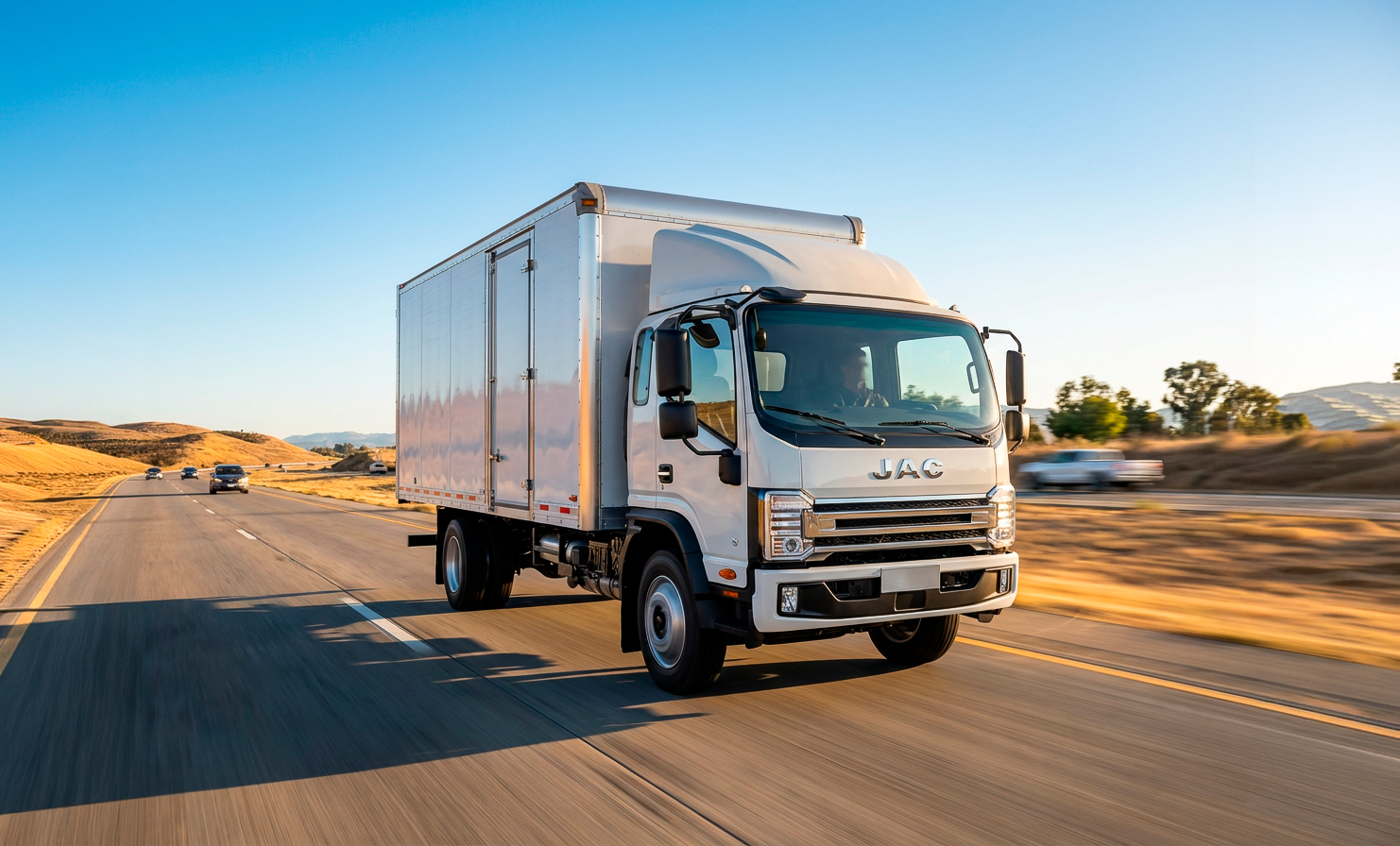 O caminhão N 13.210, um dos quatro modelos a diesel que a Jac Motors está lançando no Brasil