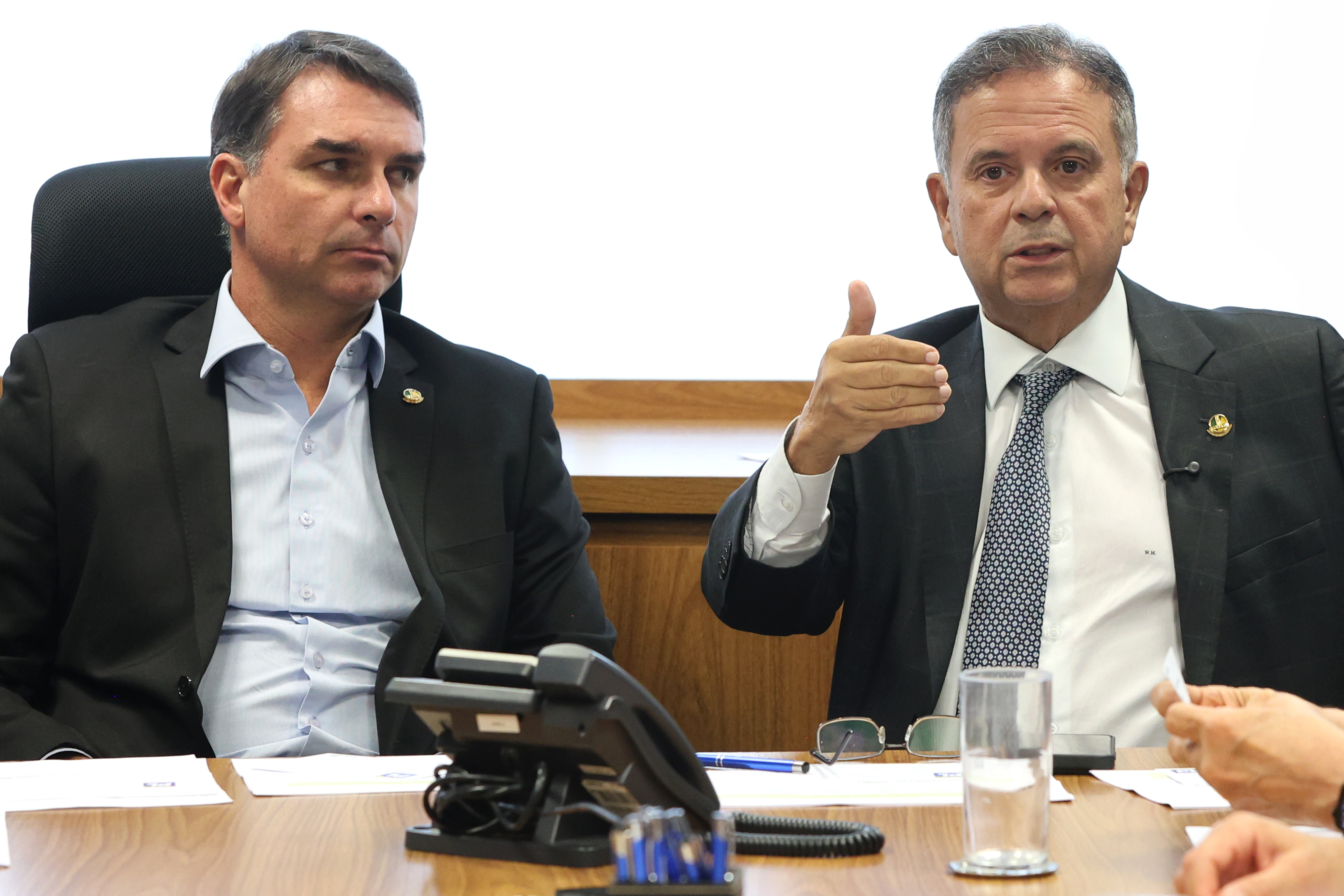Flávio Bolsonaro e Rogério Marinho