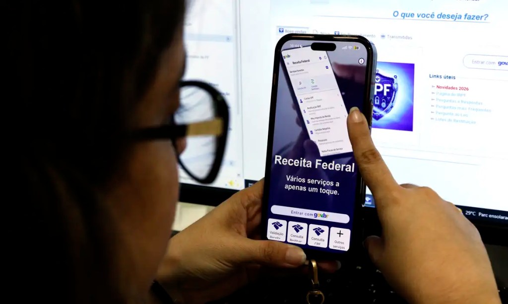 Golpe do imposto de renda: aplicativo falso infecta 16 mil celulares